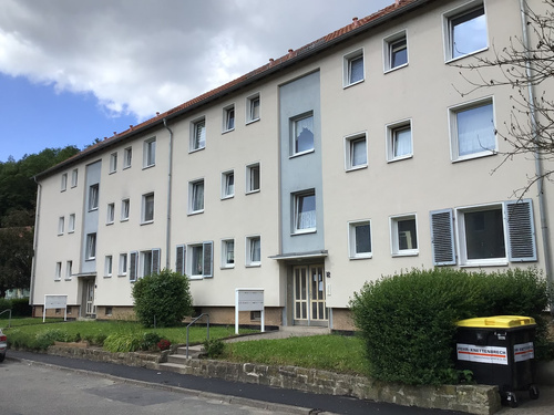 Komfortable 2-Zimmer-Wohnung mit Badewanne