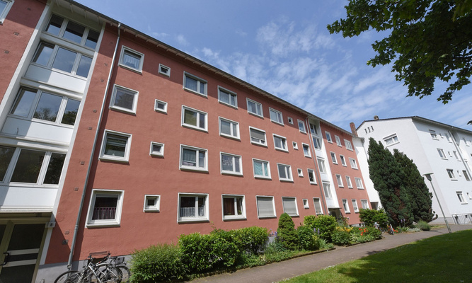 Zeilenbauten