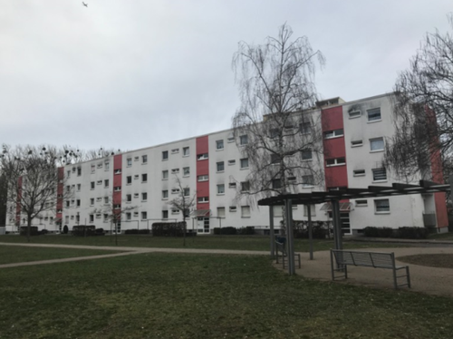 3-Zimmer-Wohnung mit Balkon, Gäste WC und Keller in Hanau Tümpelgarten
