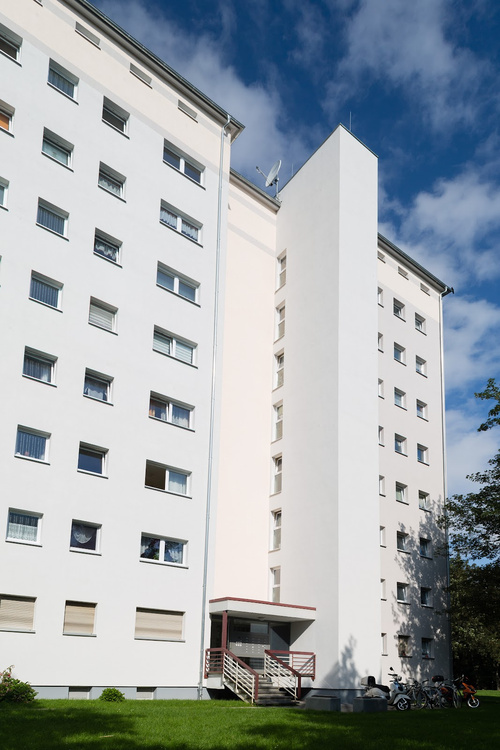 WBS erforderlich: 3-Zimmer-Wohnung mit Badewanne und Balkon