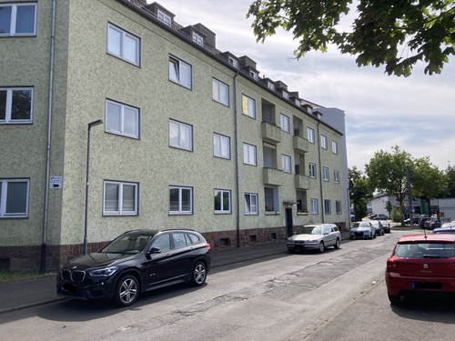 Ruhiges Mehrfamilienhaus sucht neue Mitmieter