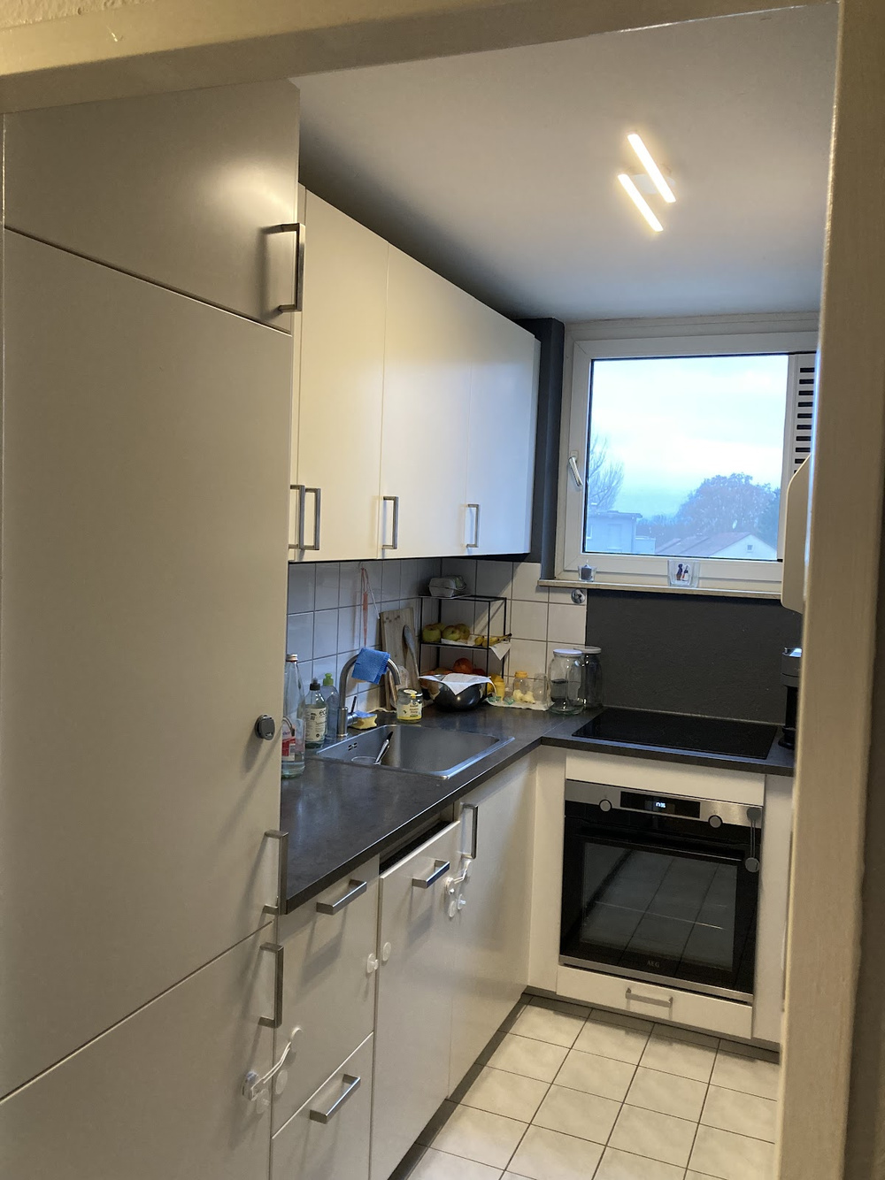 S1220_Mahräckerstraße 18_3. OG_links_Küche