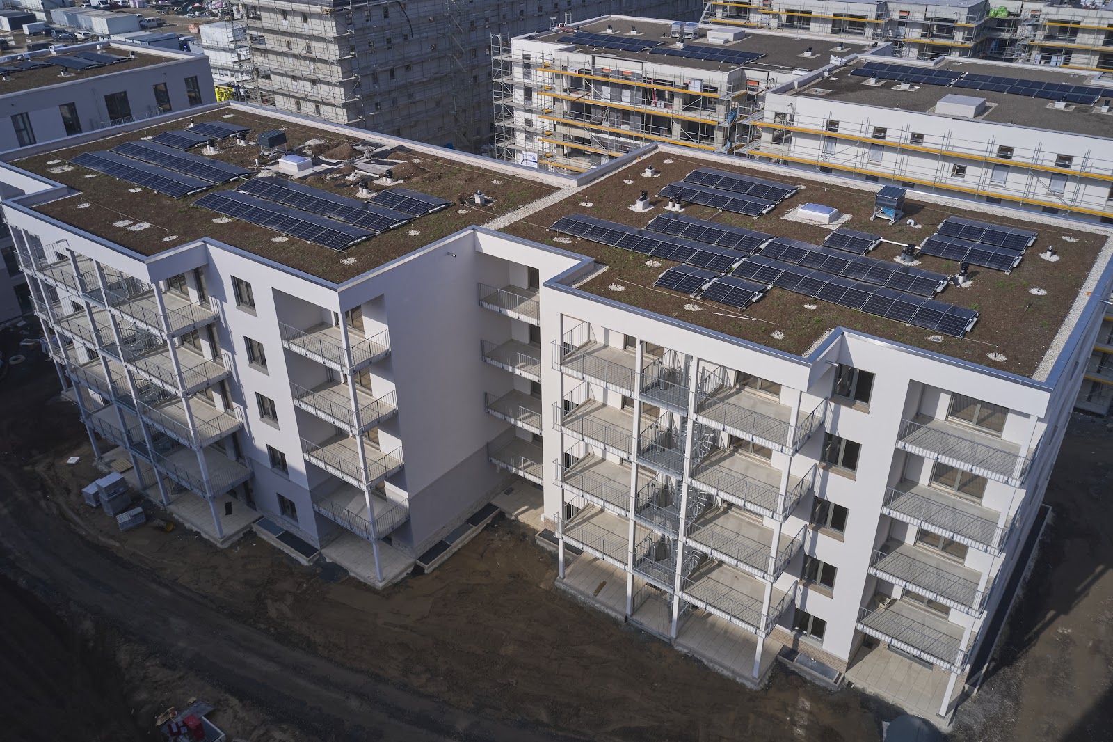FairMieten/Mittelstandsprogramm: 2 Zimmer Wohnung mit Balkon, Aufzug und Keller in Frankfurt am Main - Foto 2