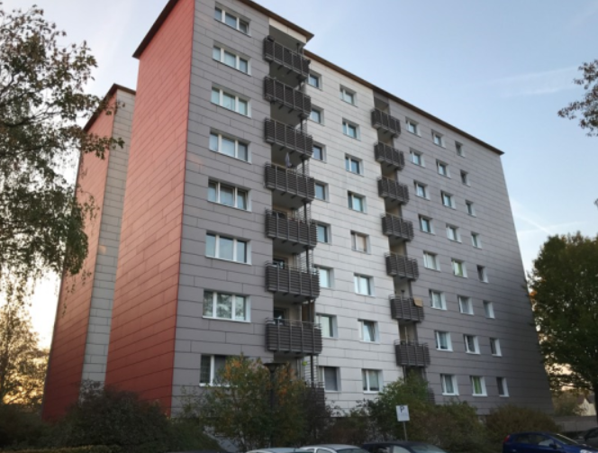 3 Zimmer Wohnung mit Balkon, Aufzug und Keller in Frankfurt Goldstein - Foto 2