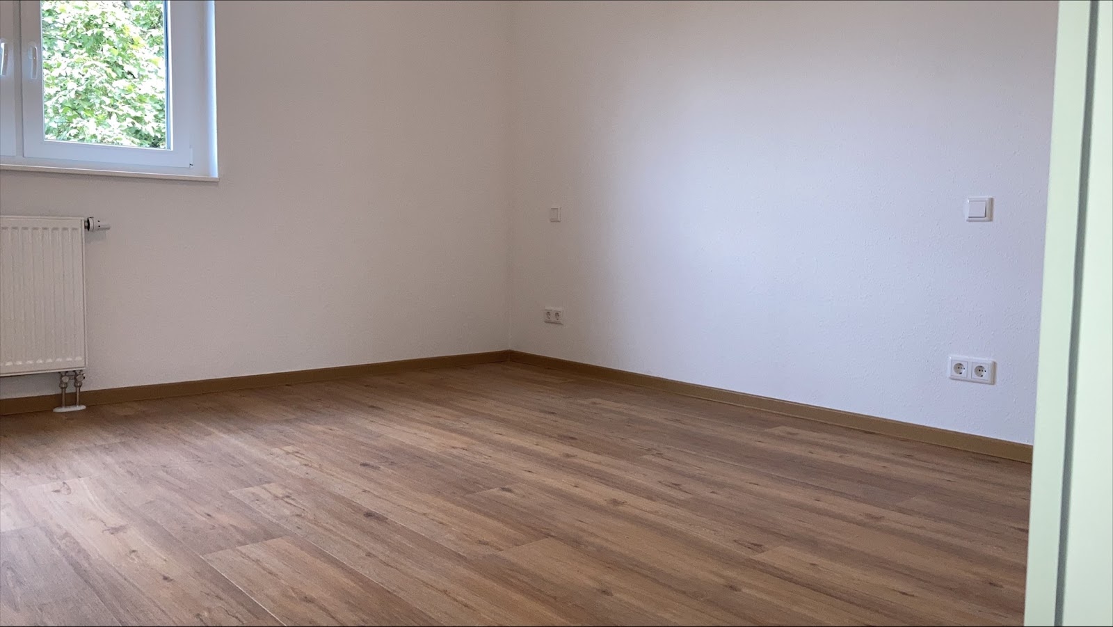 Moderne 3-Zimmer-Wohnung im 4. Obergeschoss - Photo 2