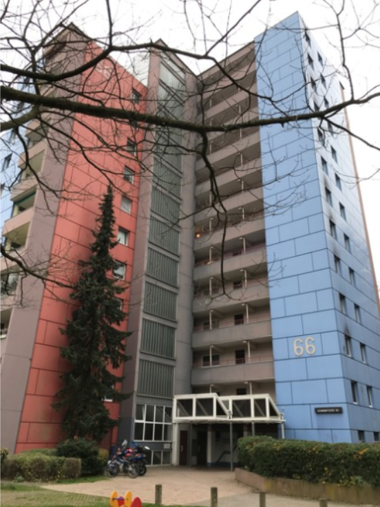 Zuhause in Frankfurt-Praunheim: 3 Zimmer mit Balkon und Aufzug - Photo 1
