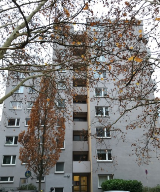 3-Zimmer-Wohnung in Frankfurt am Main mit Balkon und Personenaufzug - Photo 2