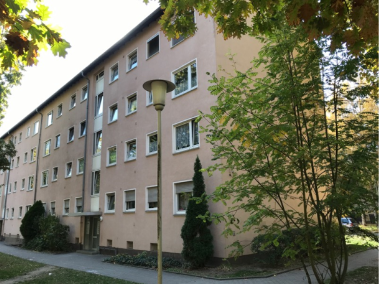 Komfortable 3 Zimmer Wohnung mit Loggia - Foto 2