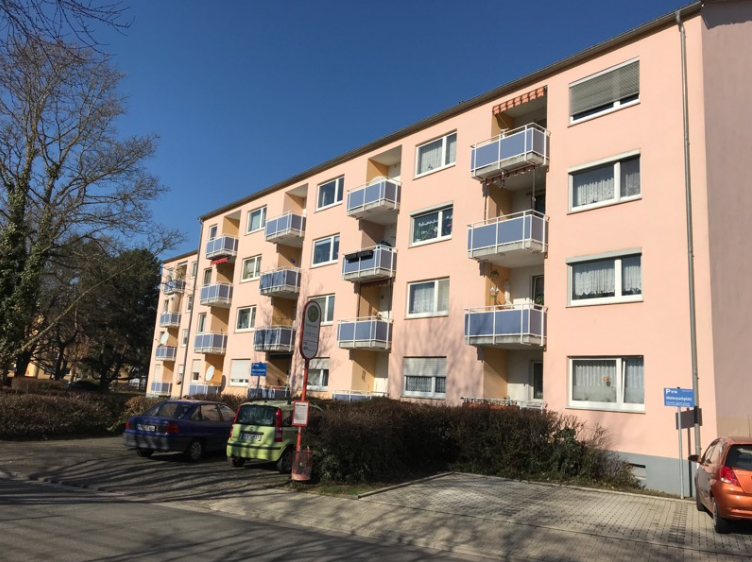 Freundliche 3-Zimmer-Wohnung mit Loggia in Hattersheim-Okriftel - Foto 2