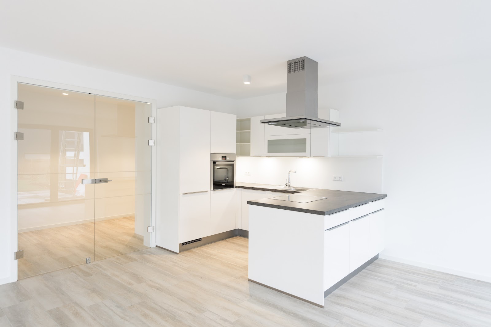 3-Zimmer-Erdgeschosswohnung in Wetzlar mit großer Terrasse und Tiefgaragenstellplätzen - Photo 2