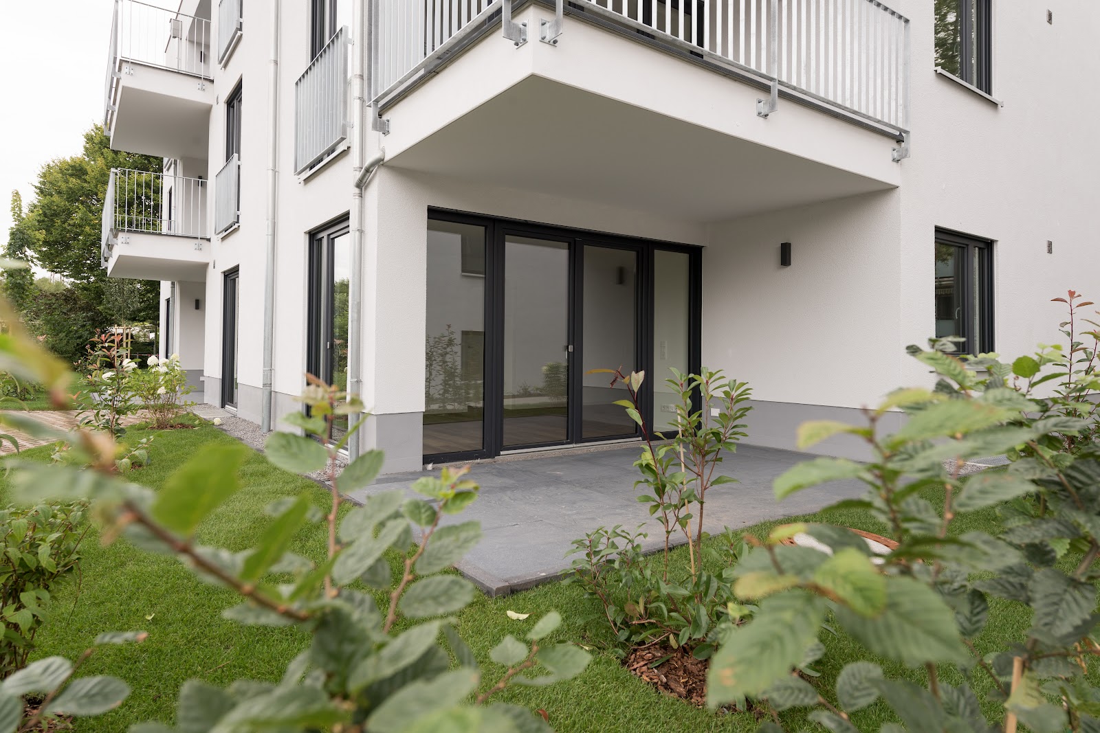 Großzügige und barrierefreie 2-Zimmer-Wohnung mit Terrasse in Wetzlar - Photo 1