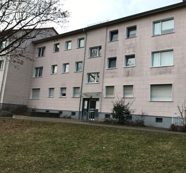 3-Zimmer-Wohnung im EG mit Loggia in Hanau-Lamboy - Photo 1
